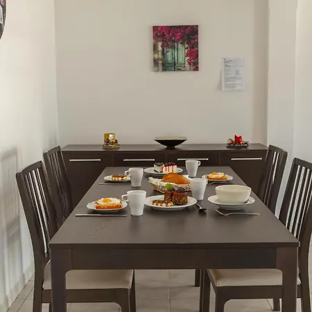 Apartment B77 - Marina View On Avenida Lagos