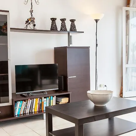 B77 - Im On Avenida In * Lagos