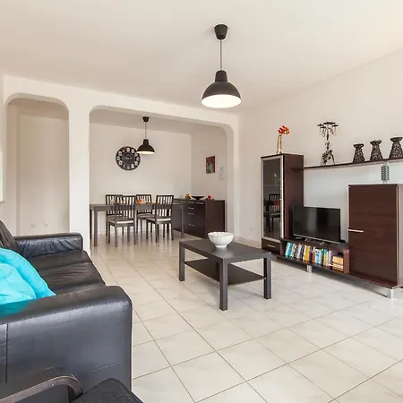 B77 - River View In Appartement *