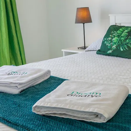 B77 - River View In Appartement Lagos
