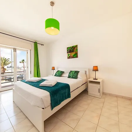 B77 - River View In Appartement *